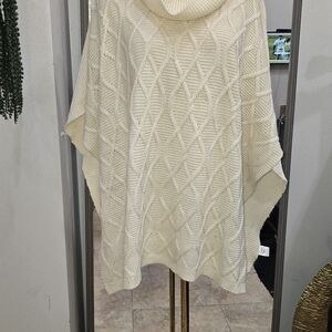 Cream Cable Knit Women's Sweater